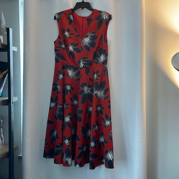 Red midi silk dress - Picture 1 of 5